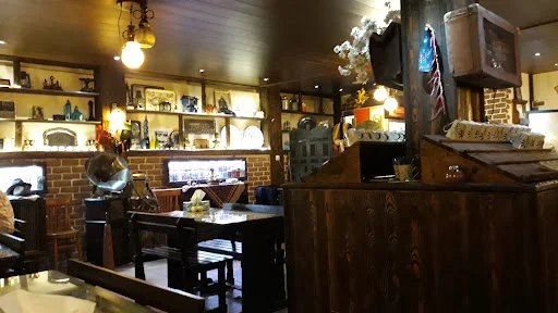 رستوران سنتی هزار دستان