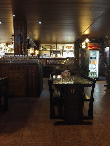 رستوران سنتی هزار دستان