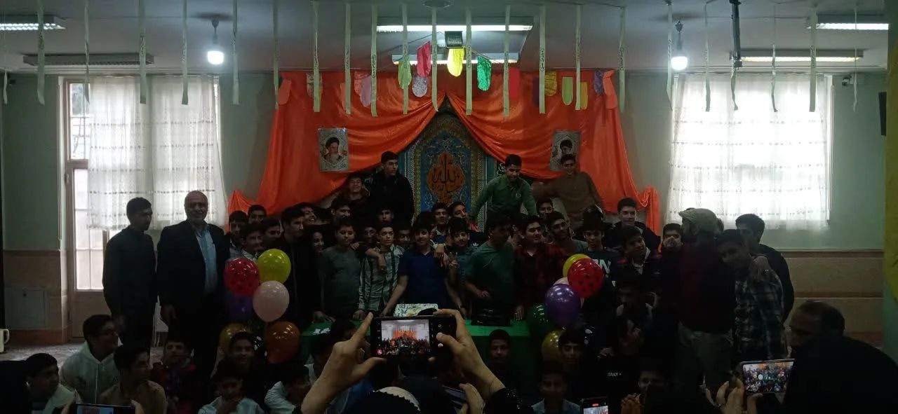 دبستان پسرانه شهید کاظم خدادادی - تصویر 3