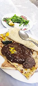 کبابی همهمه