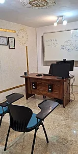 آکادمی زبان کریم پور