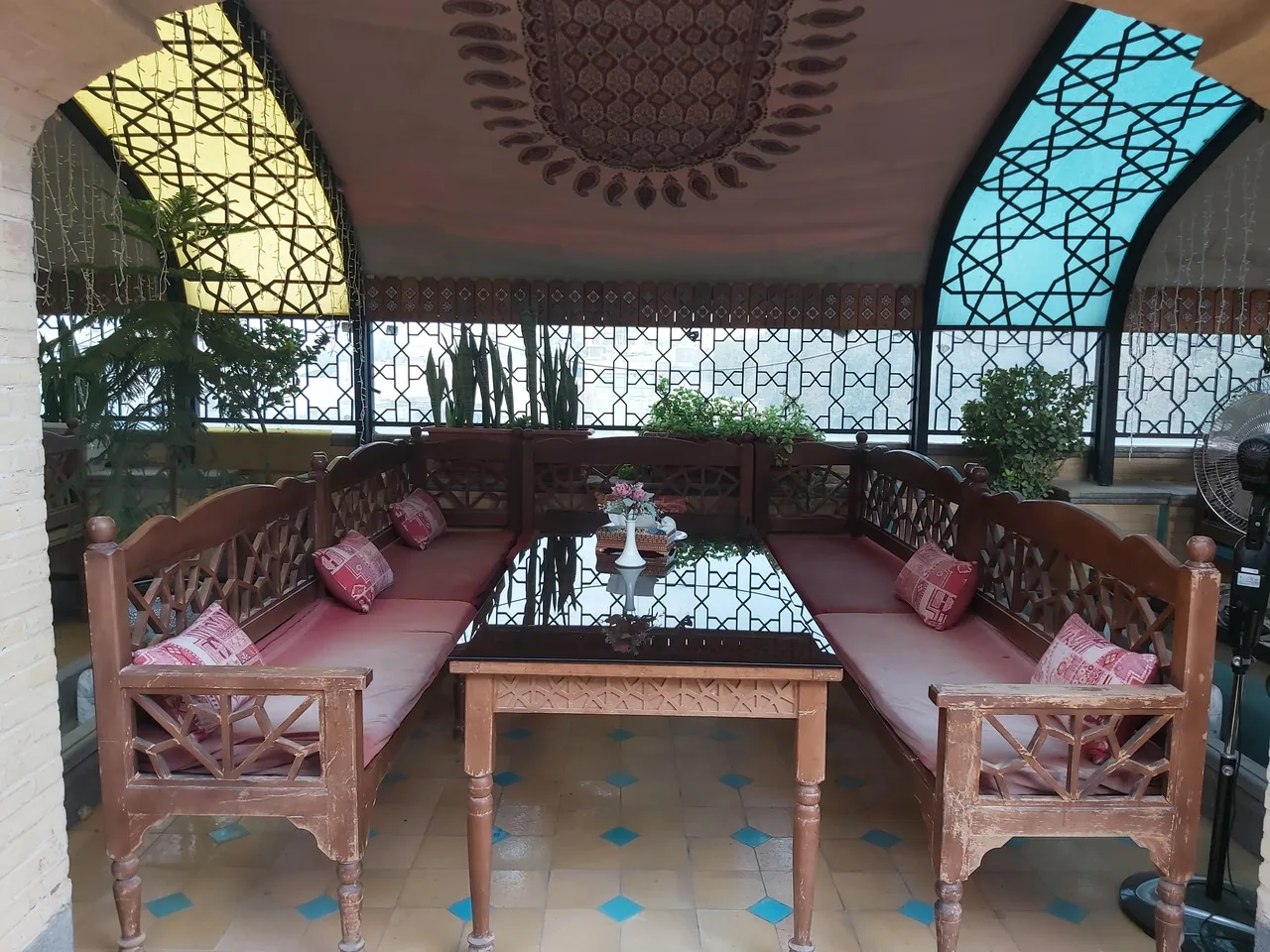 کافه رستوران بام گوهرشاد - تصویر 2