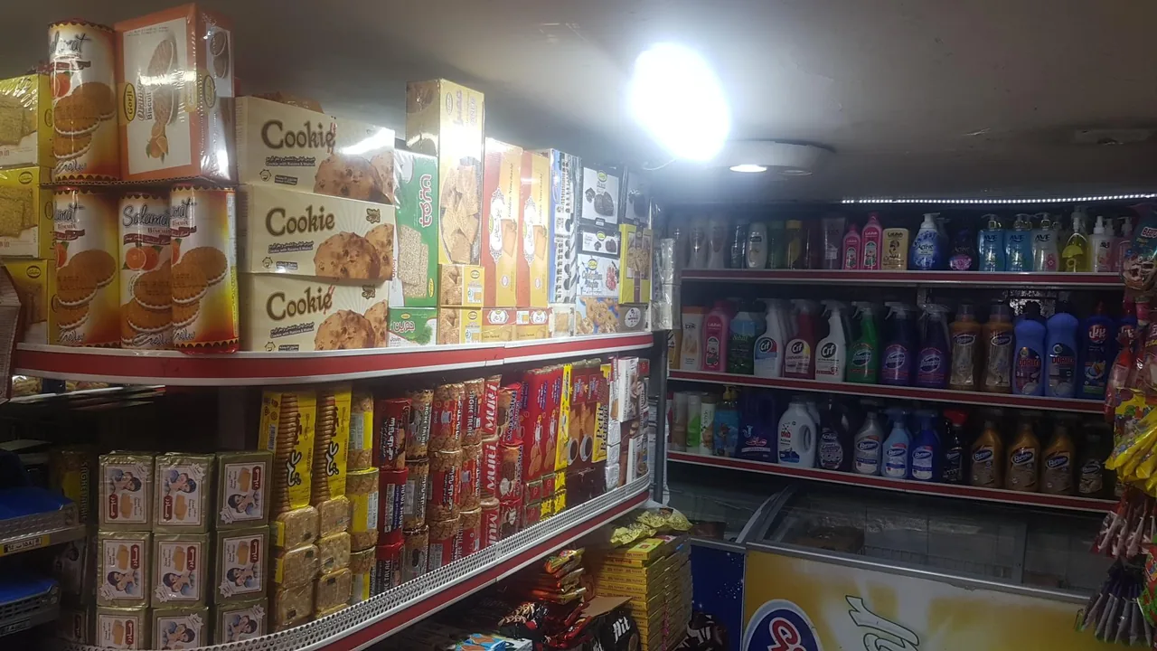 سوپرمارکت تک شبستری - تصویر 2