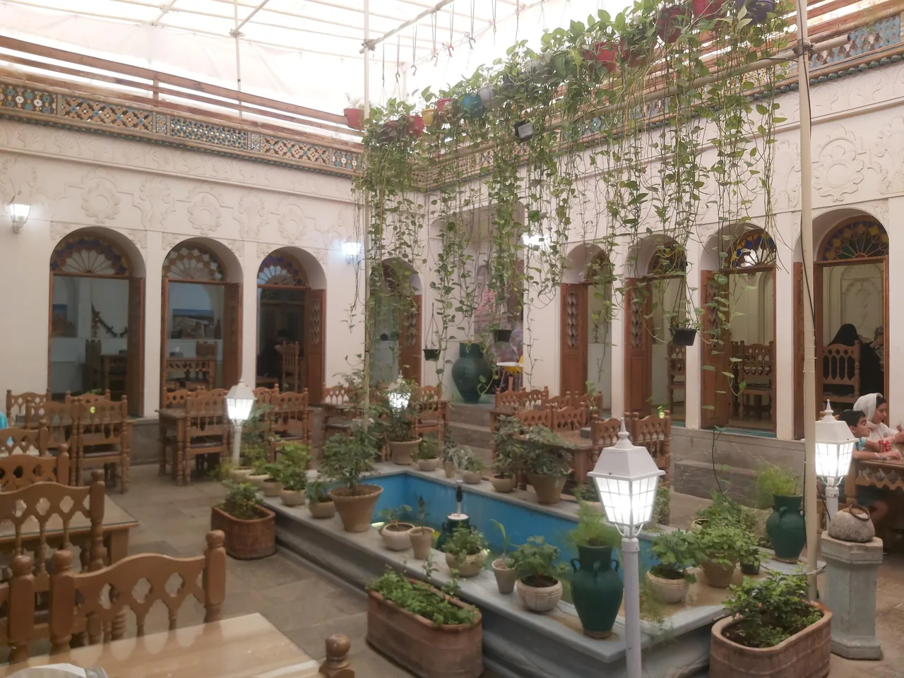 کافه رستوران خانه تاریخی همدم السلطنه - تصویر 4