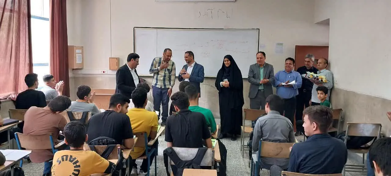 دبیرستان صائب - تصویر 2