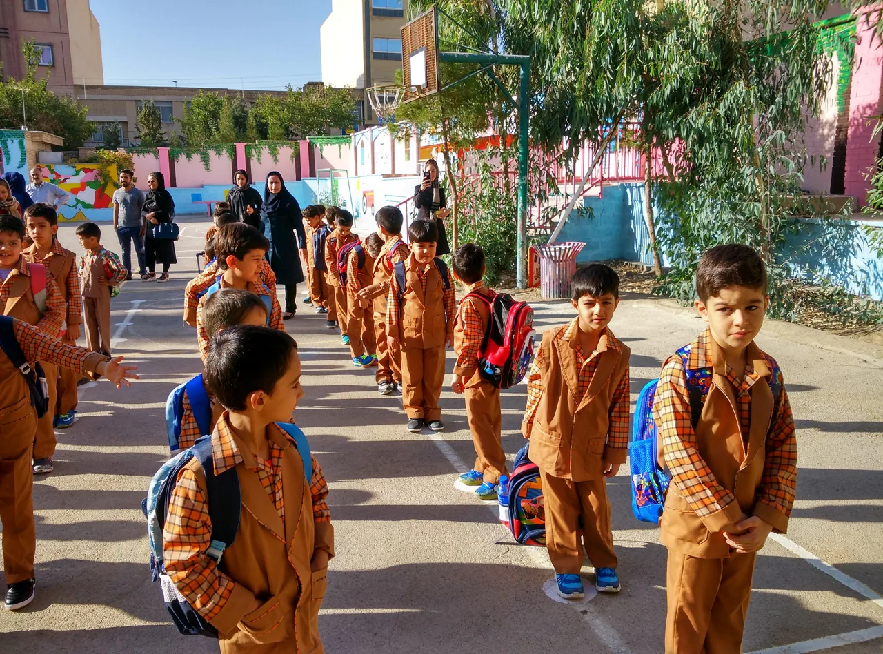 مدرسه ابتدایی استقلال - تصویر 4