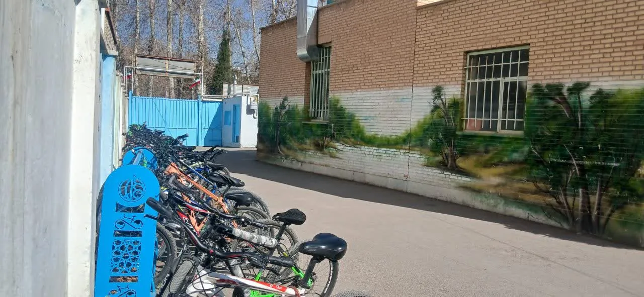 دبیرستان شهید حسین محمدی - تصویر 3