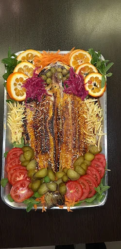 رستوران سنتی هنرمندان