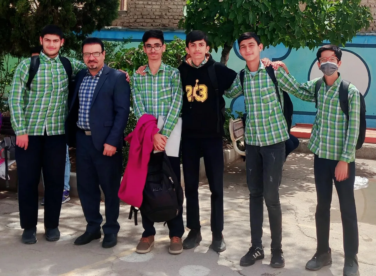 دبیرستان اندیشه - تصویر 4