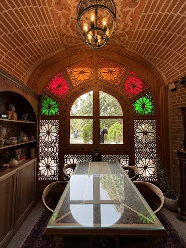 رستوران سنتی چاپاری