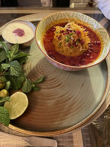 رستوران سنتی چاپاری