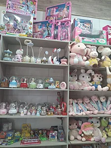 اسباب بازی و عروسک بی بی جان