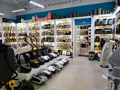 فروشگاه مکث(فروشگاه مرکزی دلمونتی)