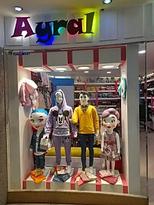 پوشاک بچگانه آیرال