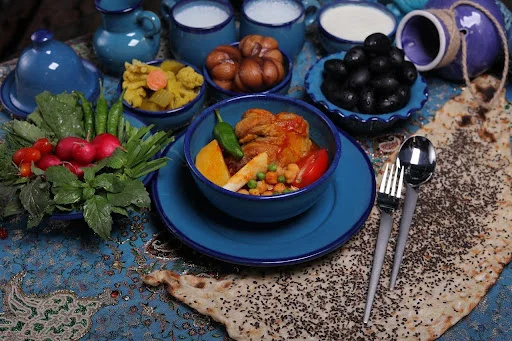 رستوران سنتی باغ آنا