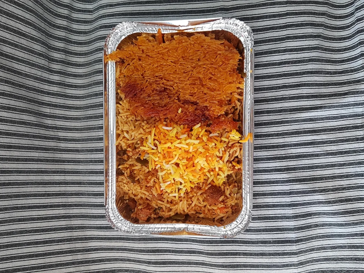 غذای بیرون بر دیگ دیگ - تصویر 2