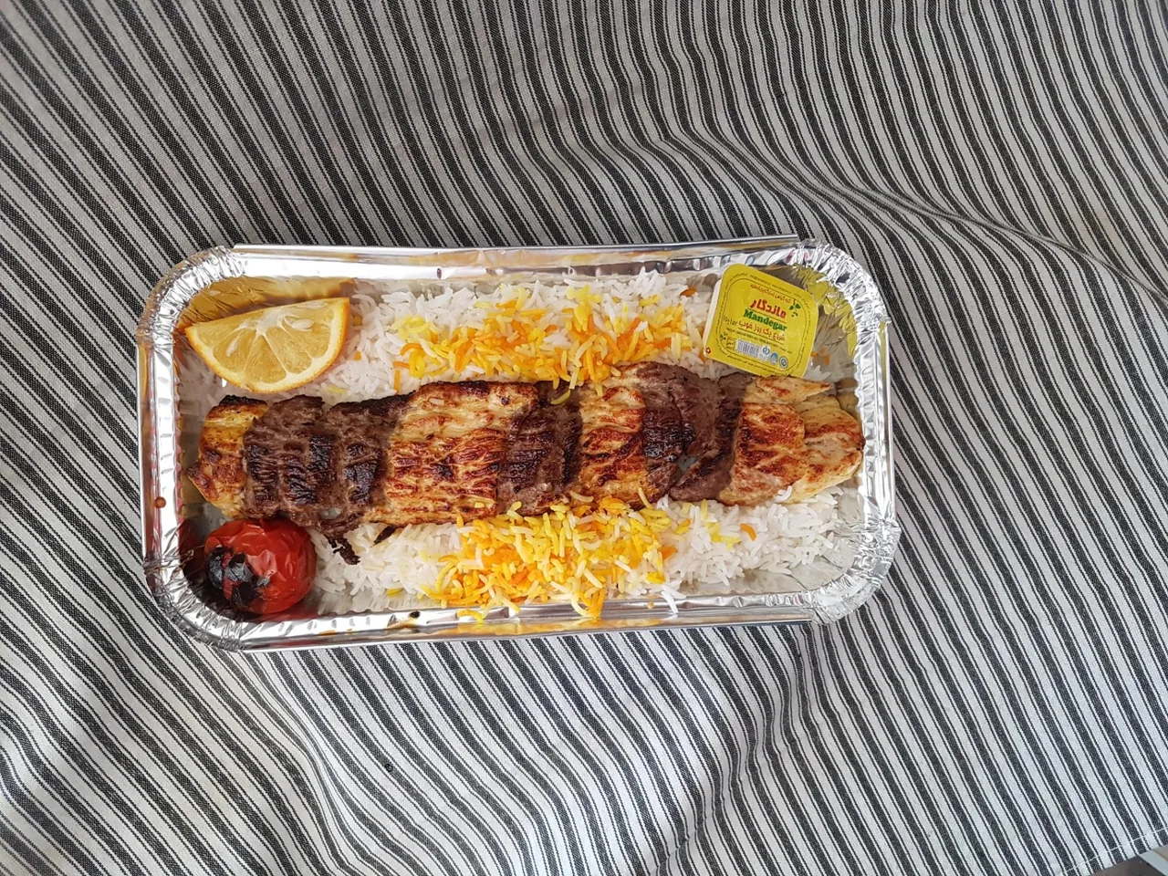 غذای بیرون بر دیگ دیگ - تصویر 3