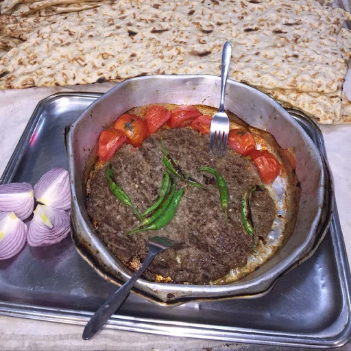 کباب سرای سنتی قائم بازار