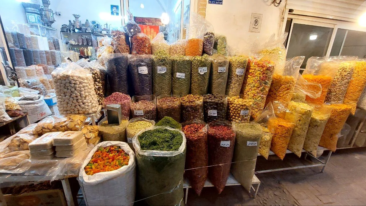 عطاری و خشکبار ممتاز امیران (دلجو) - آجیل و خشکبار در یزد