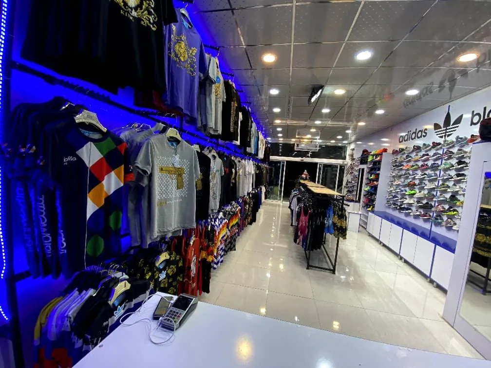 فروشگاه آدیداس بلک