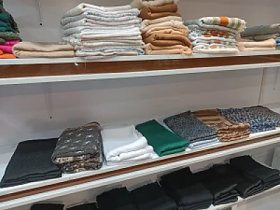 شال و روسری آلا