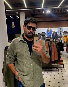 بوتیک لباس پرستیژ زنانه و مردانه
