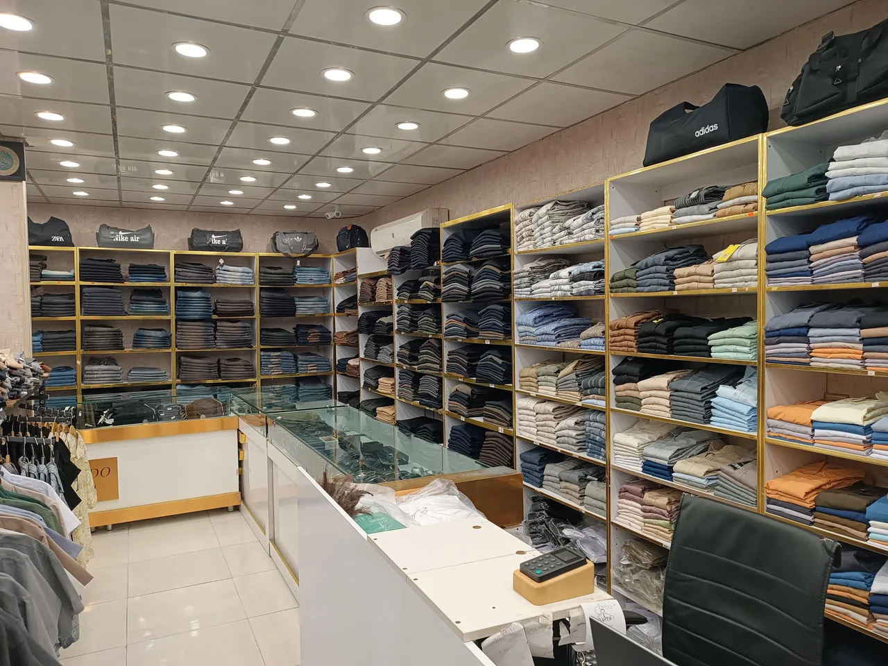 پوشاک آقایان ادواردو آنیلی - تصویر 2