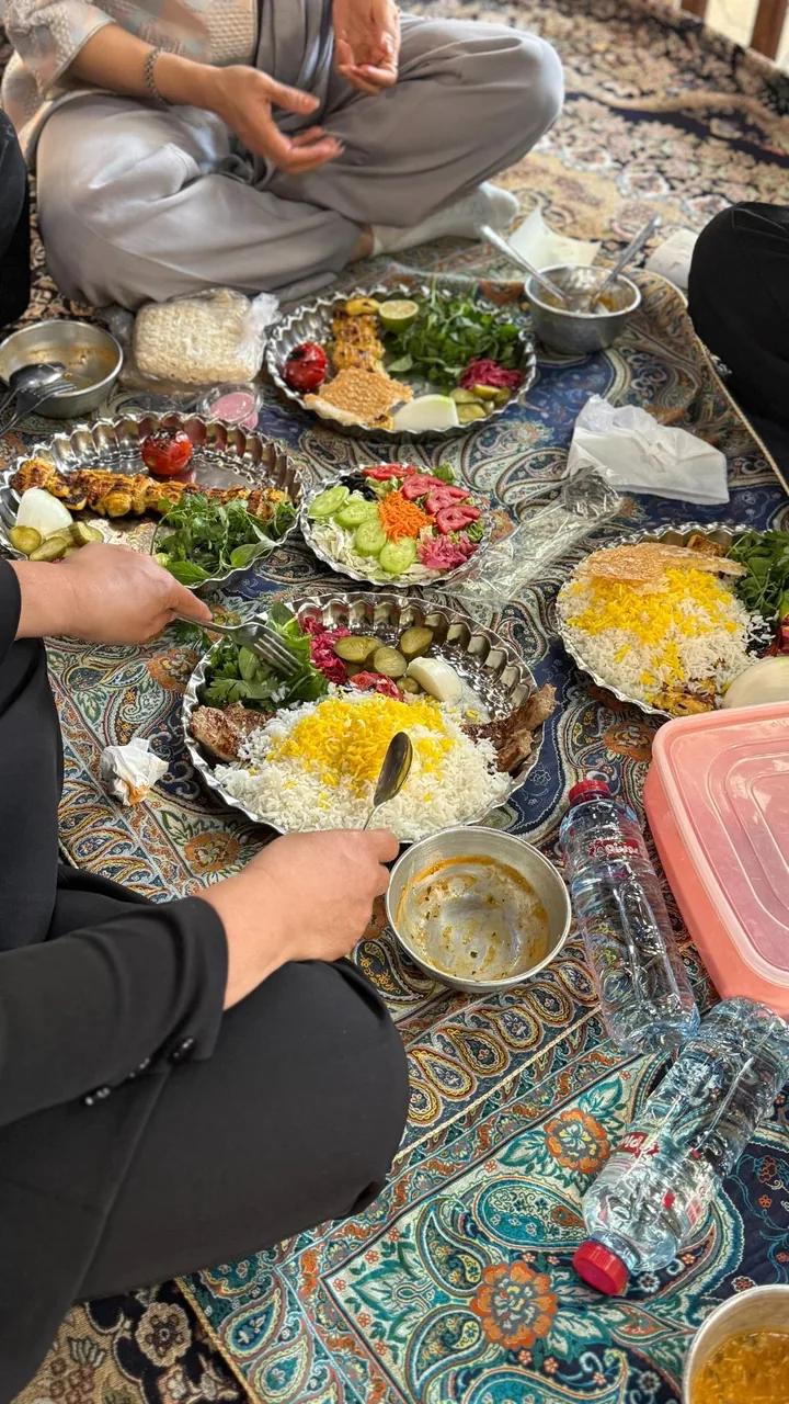 باغ رستوران سنتی شبستان - تصویر 4