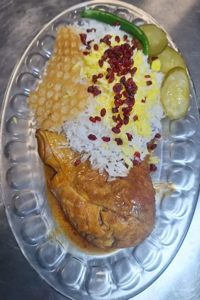 غذای بیرون برناردون شهر - تصویر 5