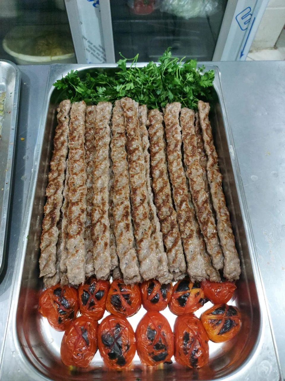 رستوران بیرون بر مائده - تصویر 5
