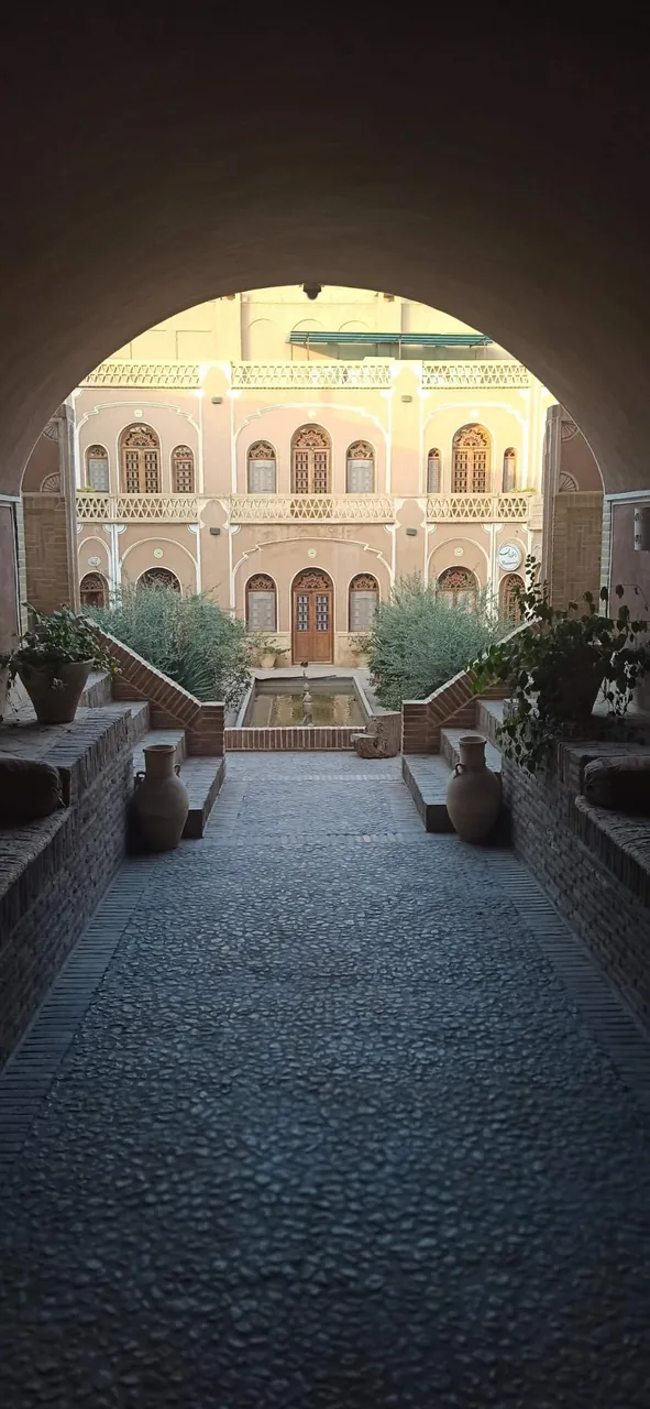 رستوران هتل کاروانسرای مشیر - تصویر 4