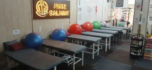 باشگاه و مرکز توانبخشی و حرکات اصلاحی آوای سلامت