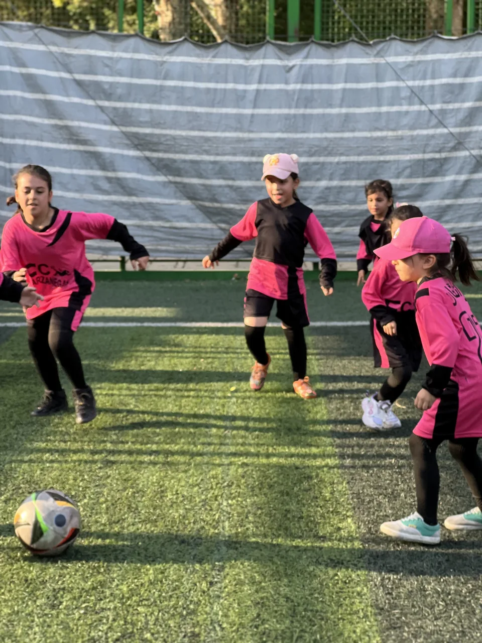مدرسه فوتبال فرزانگان