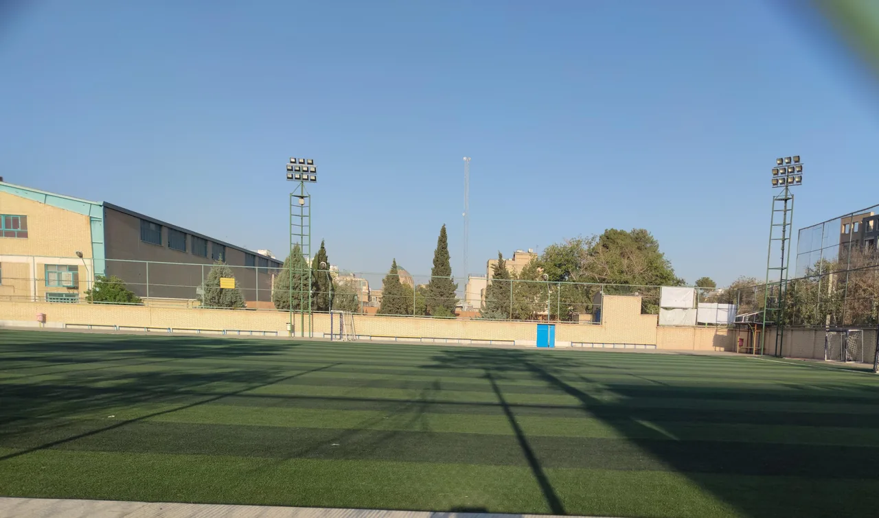 ورزشگاه قزلباش - تصویر 2