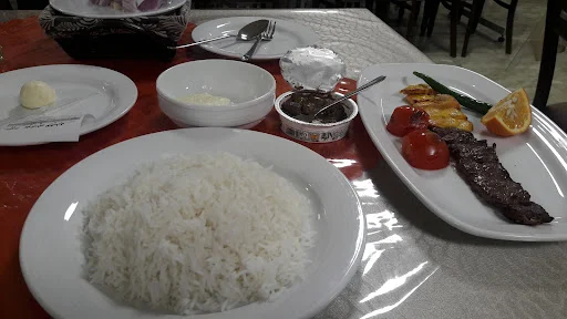 چلوکبابی افتخاری