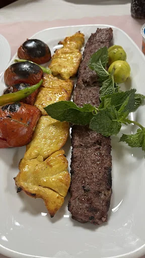 چلوکبابی افتخاری