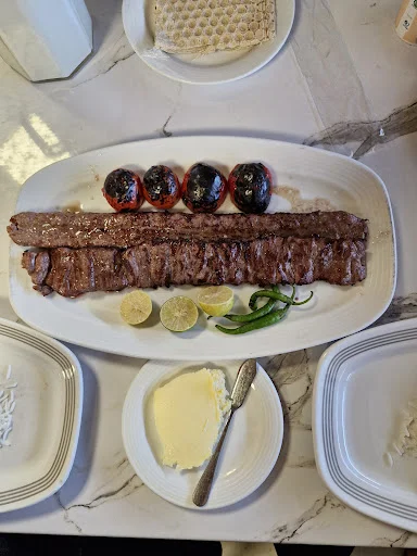 چلوکبابی میر آقا قرآنی