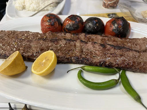 چلوکبابی میر آقا قرآنی