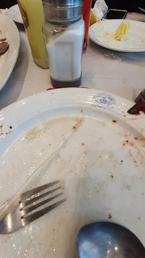 کبابی حاج علی رضا