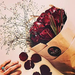 گل فروشی گلوریا