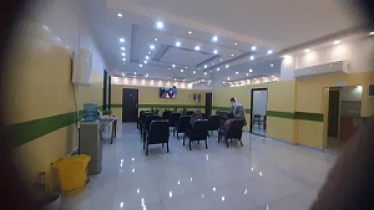 درمانگاه عمومی و تخصصی نوازش