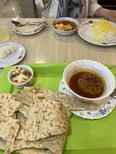 رستوران اِیرانچی