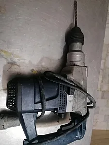 خدمات ابزار صنعتی خاکباز