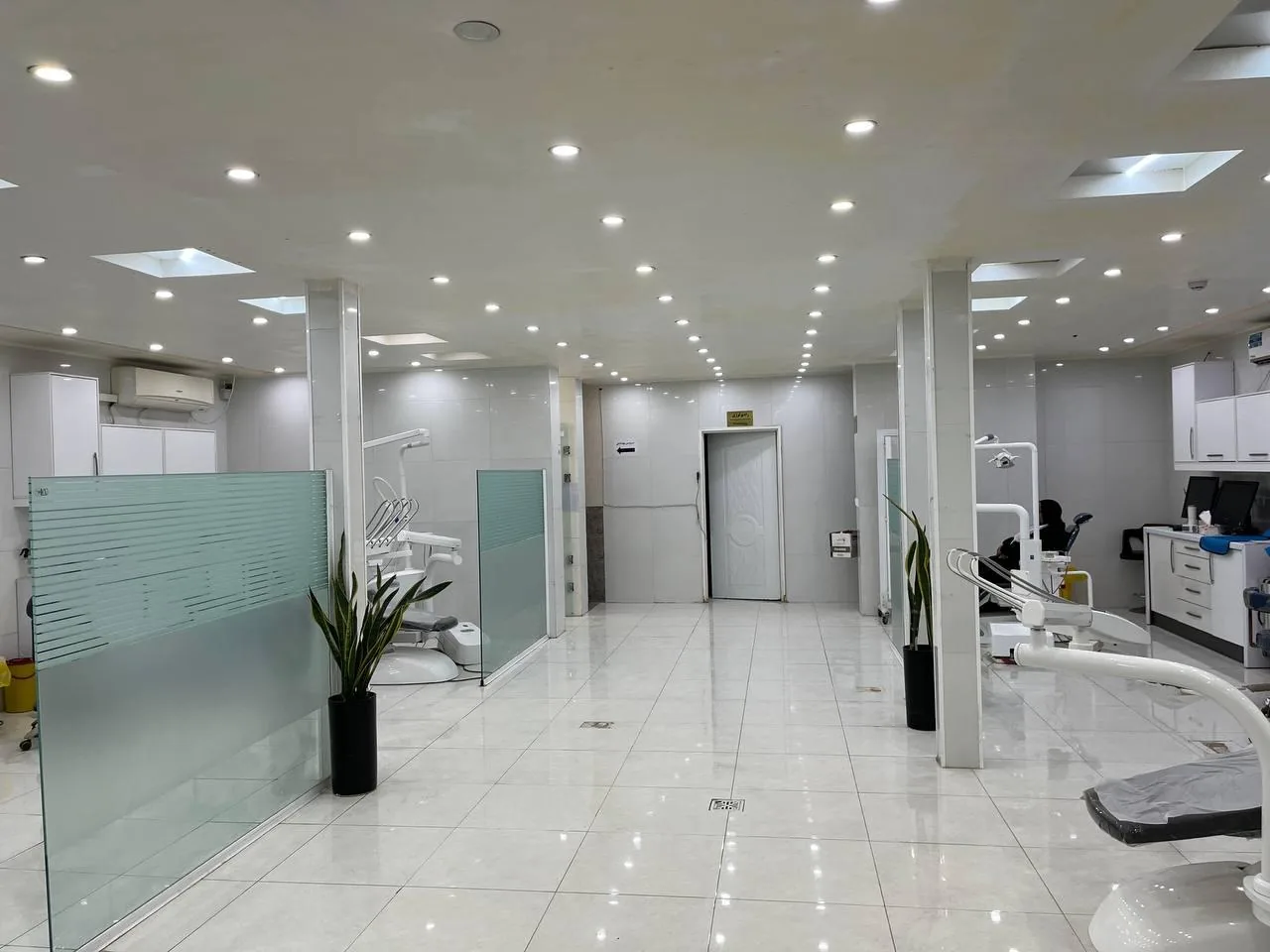 کلینیک دندانپزشکی فروردین - تصویر 2