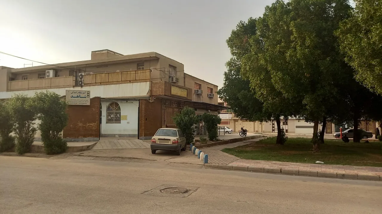 آموزشگاه رانندگی شاهد - تصویر 5