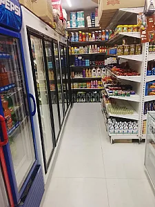 سوپر مارکت پانیذ