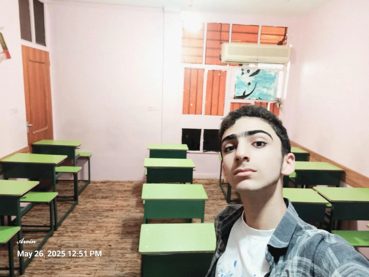 دبیرستان دوره اول سرای حکمت - تصویر 2