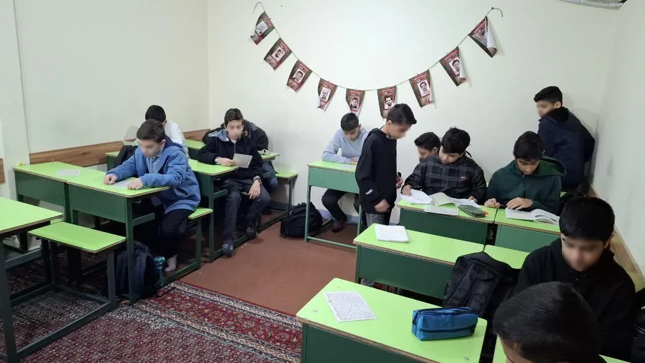 دبیرستان دوره اول سرای حکمت - تصویر 5