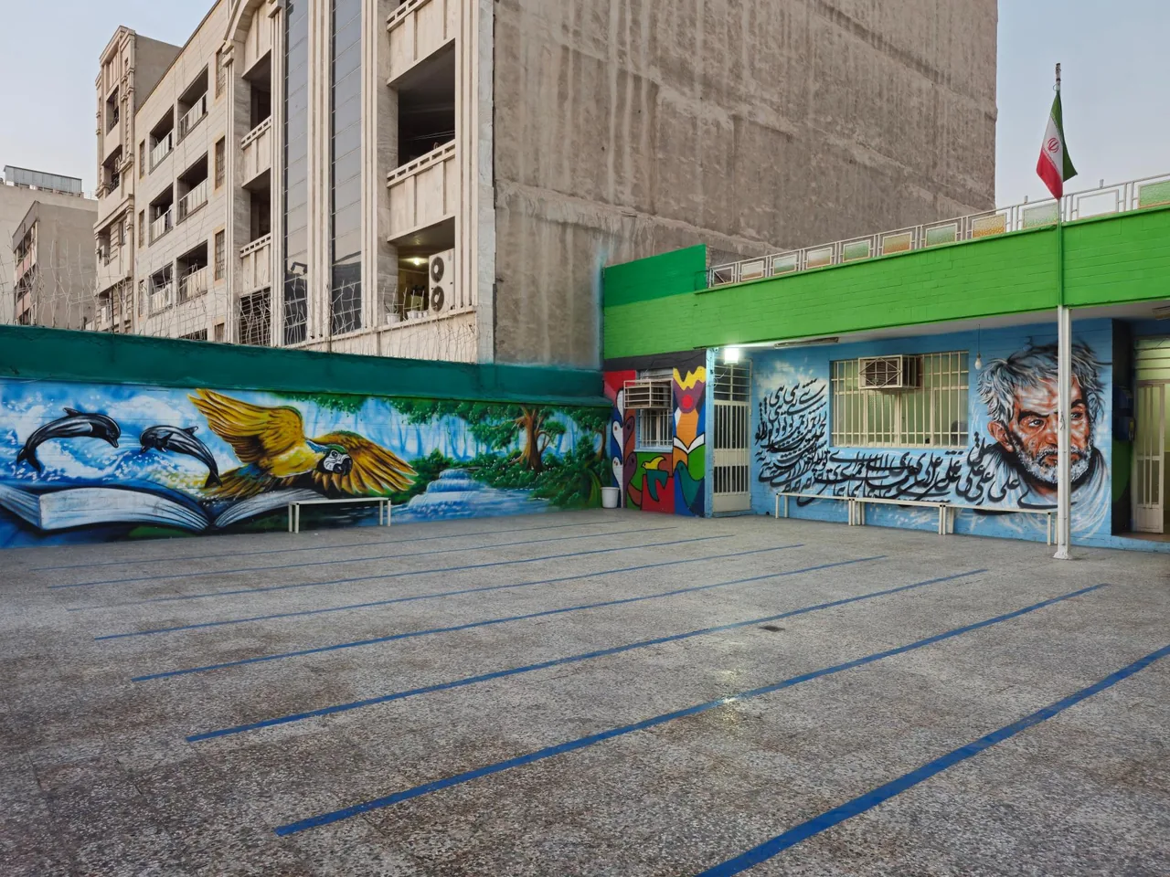 دبیرستان پسرانه استاد شهریار - تصویر 4