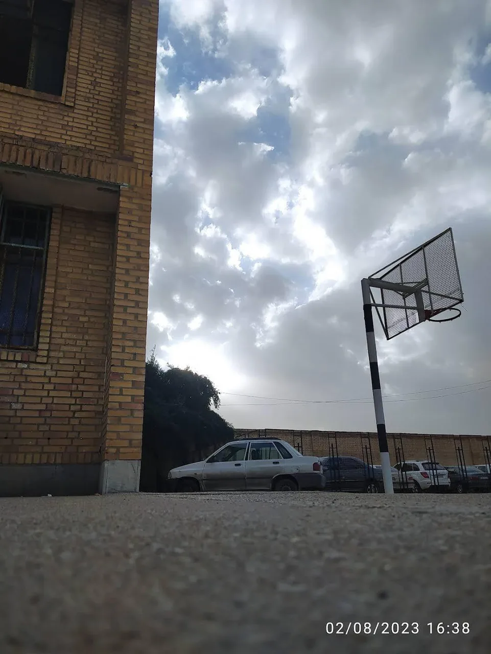 دبستان پسرانه آزادگان - تصویر 2